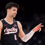 NBA: ¡Nuestra Apuesta Estrella para el Miércoles! ¿Deni Avdija Superará los 7.5 Rebotes?